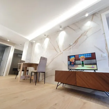 Apartment ,apartamento Con Piscina Y Wifi *