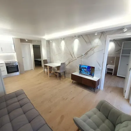 Apartment ,apartamento Con Piscina Y Wifi