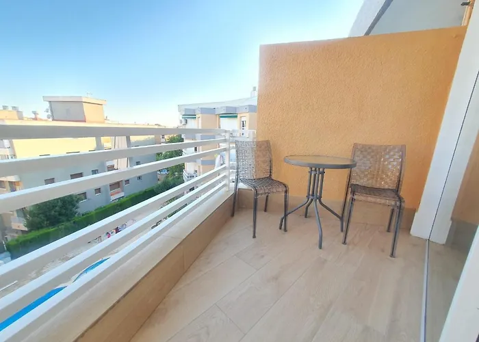 ,apartamento Con Piscina Y Wifi Apartmán Salou